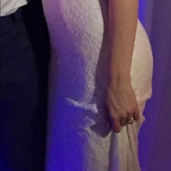 White dress- Worn for wedding - Picture 6 of 12